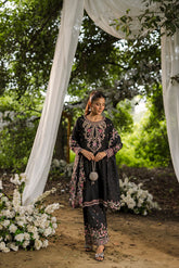 Jardin Festive unstitched embroidered lawn.