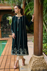 DA-1858 GREEN EMBROIDERED KURTA