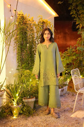 FW25DC-2882 GREEN 2PCS EMBROIDERED KURTA WITH TROUSER