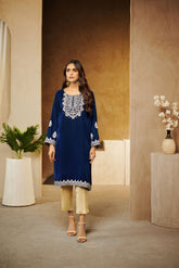 DA-1542 TURQUOISE-BLUE EMBROIDERED KURTA