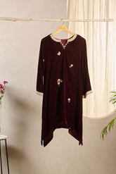 DA-1551 MAROON EMBROIDERED KURTA