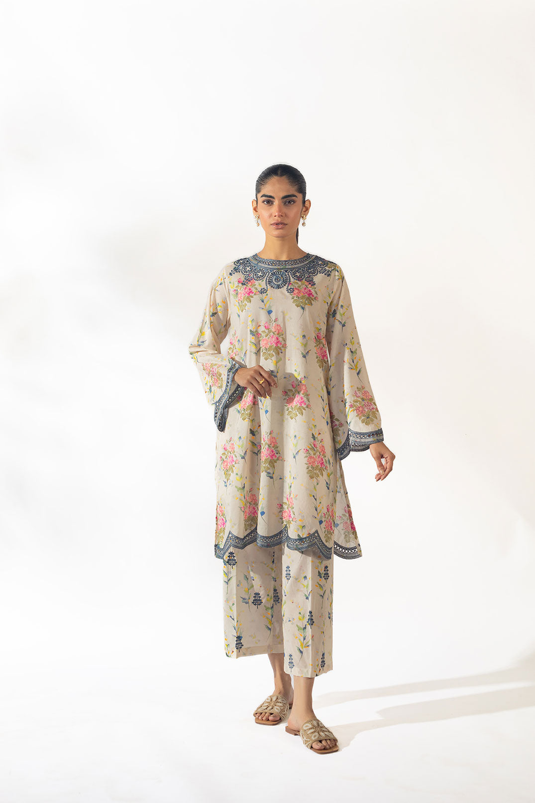 SS24DC-2349 OFF WHITE LAWN 2PCS PRINTED KURTA WITH TROUSER