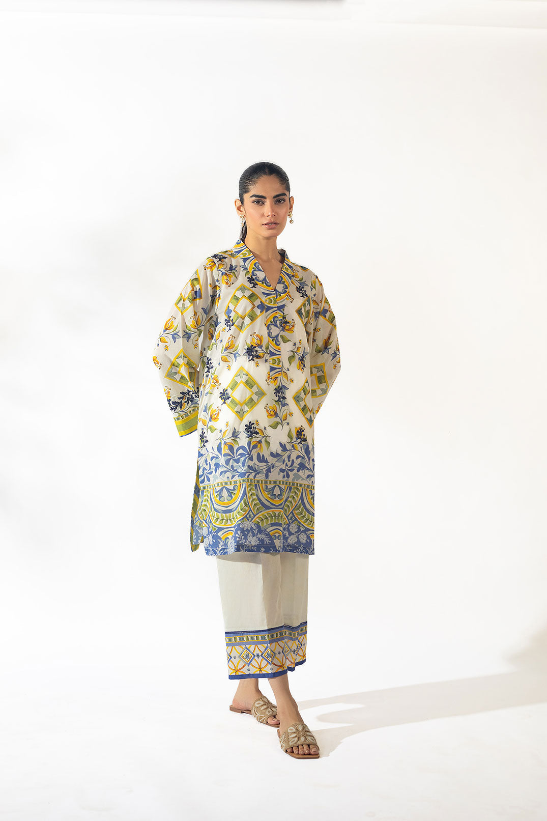 SS24DC-2349 OFF WHITE LAWN 2PCS PRINTED KURTA WITH TROUSER