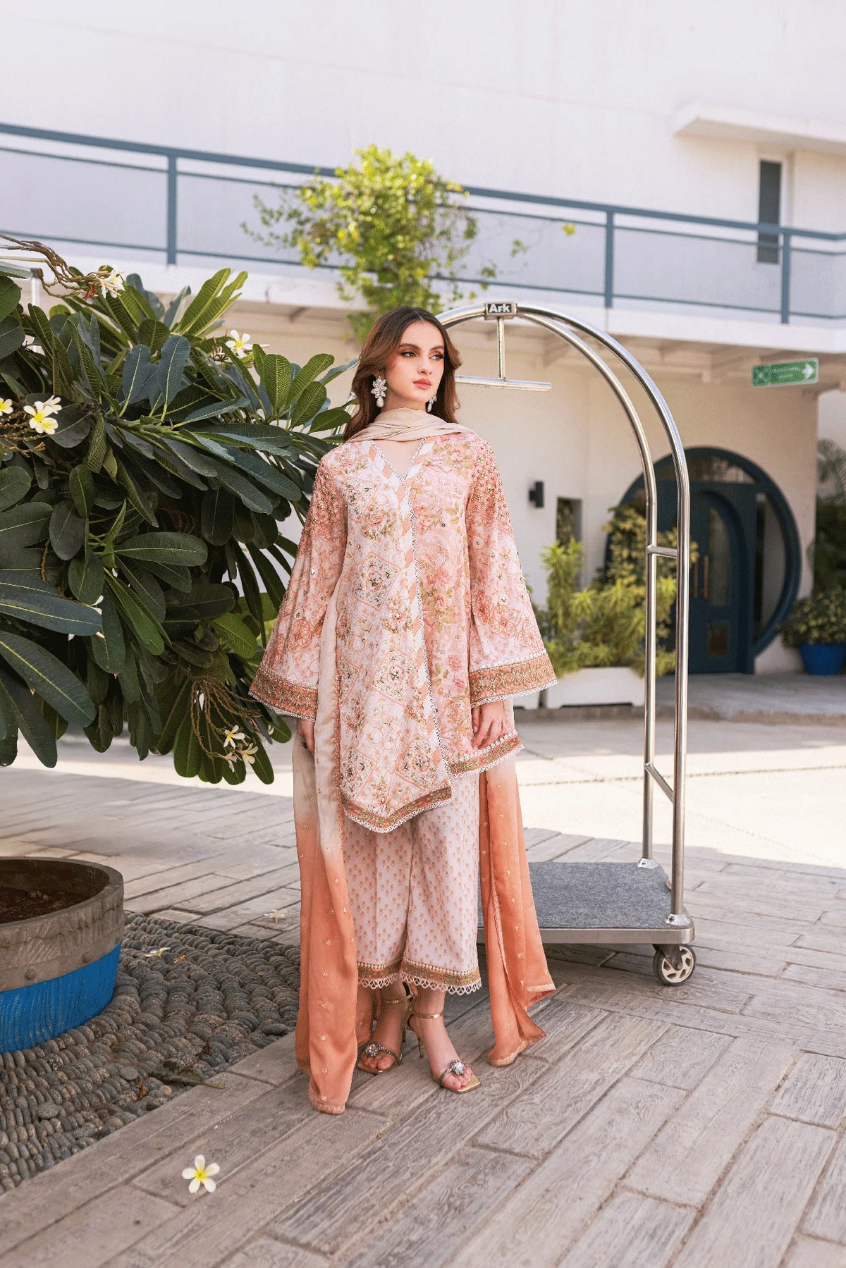 SS24DD-2670 BEIGE TIE DYE DUPATTA