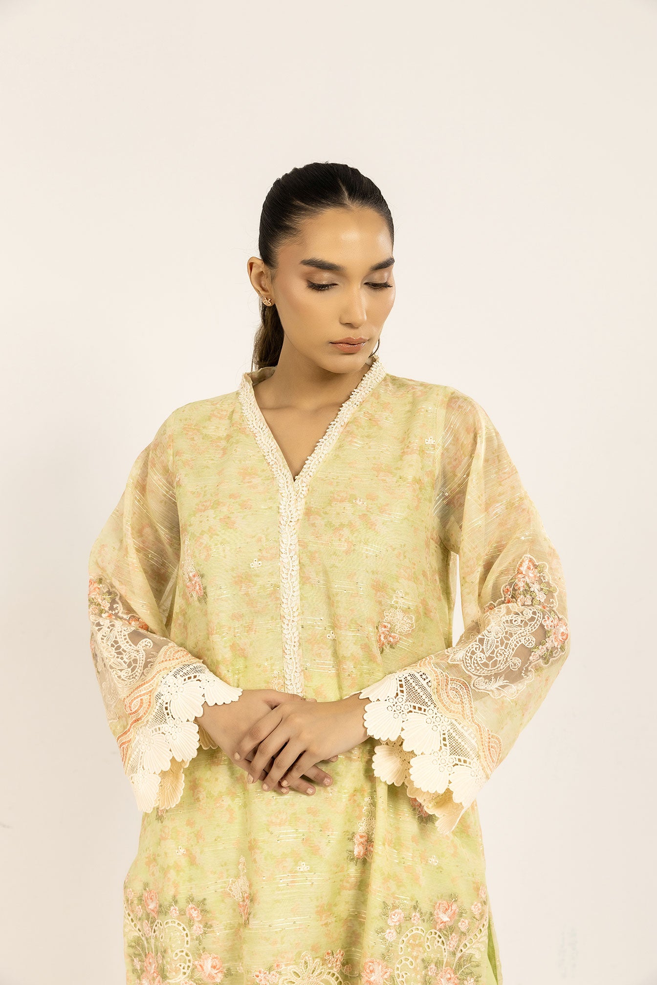 SS24DA-2423 L-GREEN 2PCS  EMBROIDERED KURTA WITH TROUSER