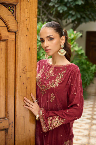 DA-1862 MAROON EMBROIDERED KURTA