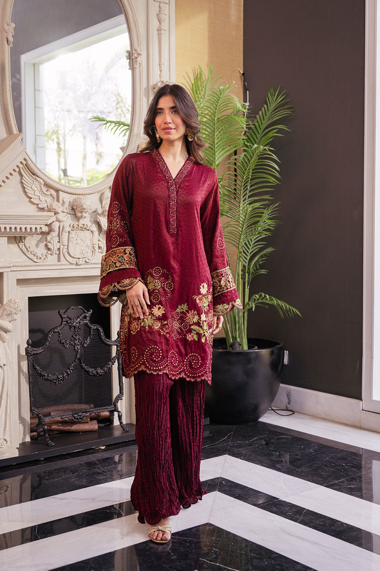 SS24DA-2431 MAROON 2PCS  EMBROIDERED KURTA WITH TROUSER