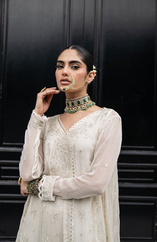 SS24DA-2417   OFF WHITE  2PCS  EMBROIDERED KURTA WITH TROUSER