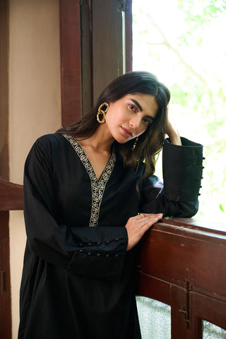 SS24DC-2327 BLACK 2PCS  EMBROIDERED KURTA WITH TROUSER