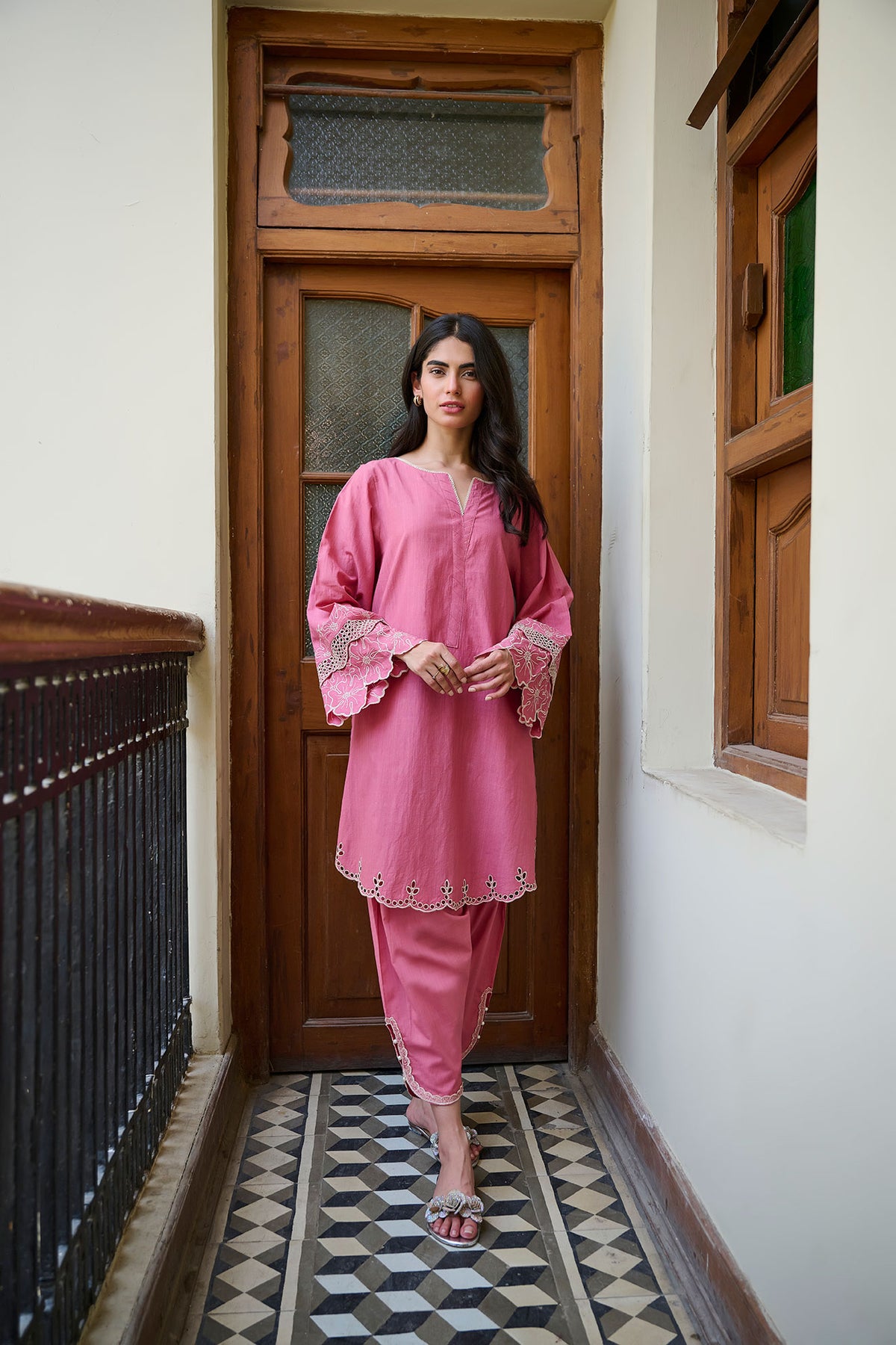 SS24DC-2321 PINK 2PCS  EMBROIDERED KURTA WITH TROUSER