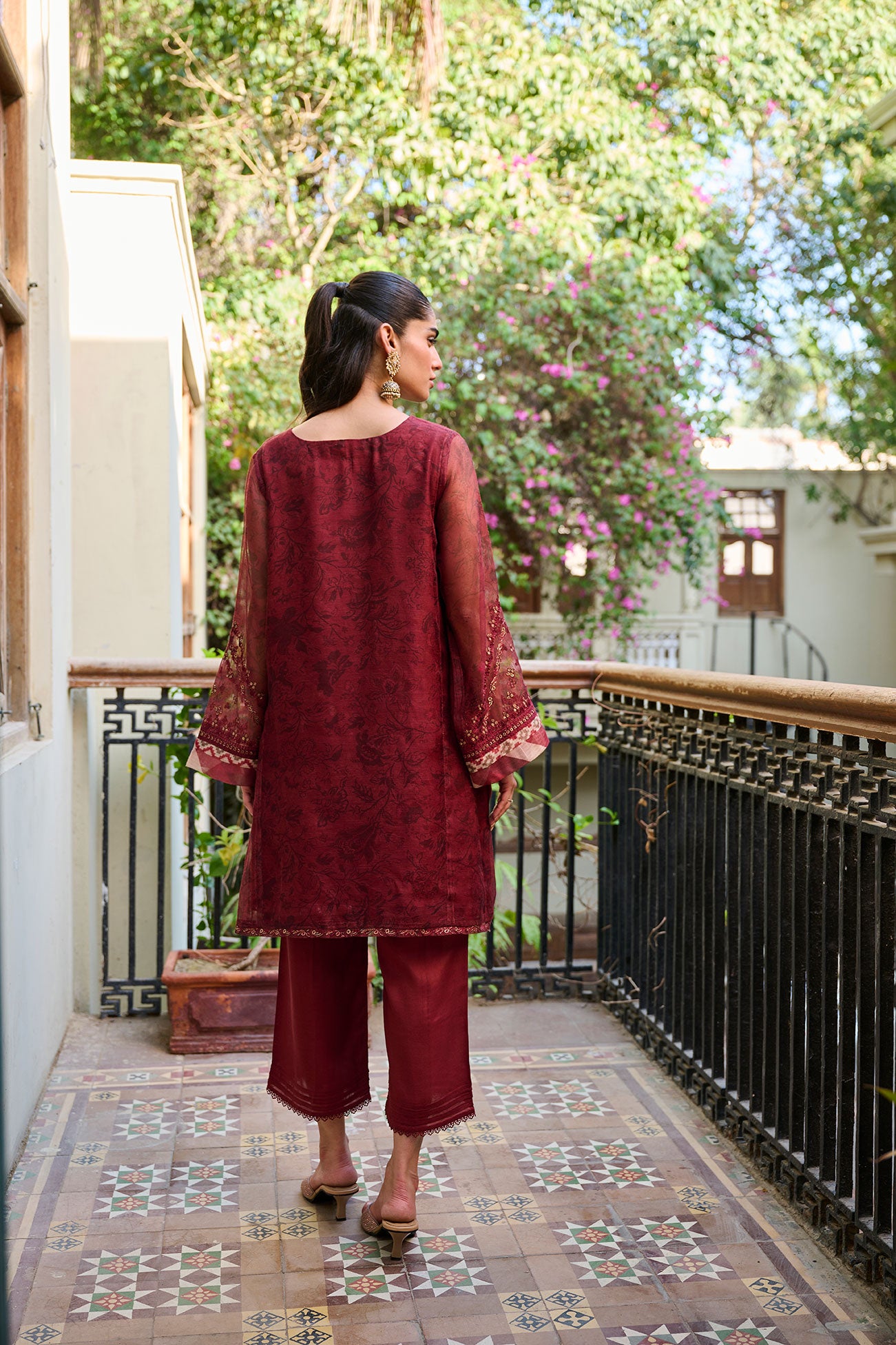 SS24DA-2301 MAROON EMBROIDERED KURTA WITH DUPATTA