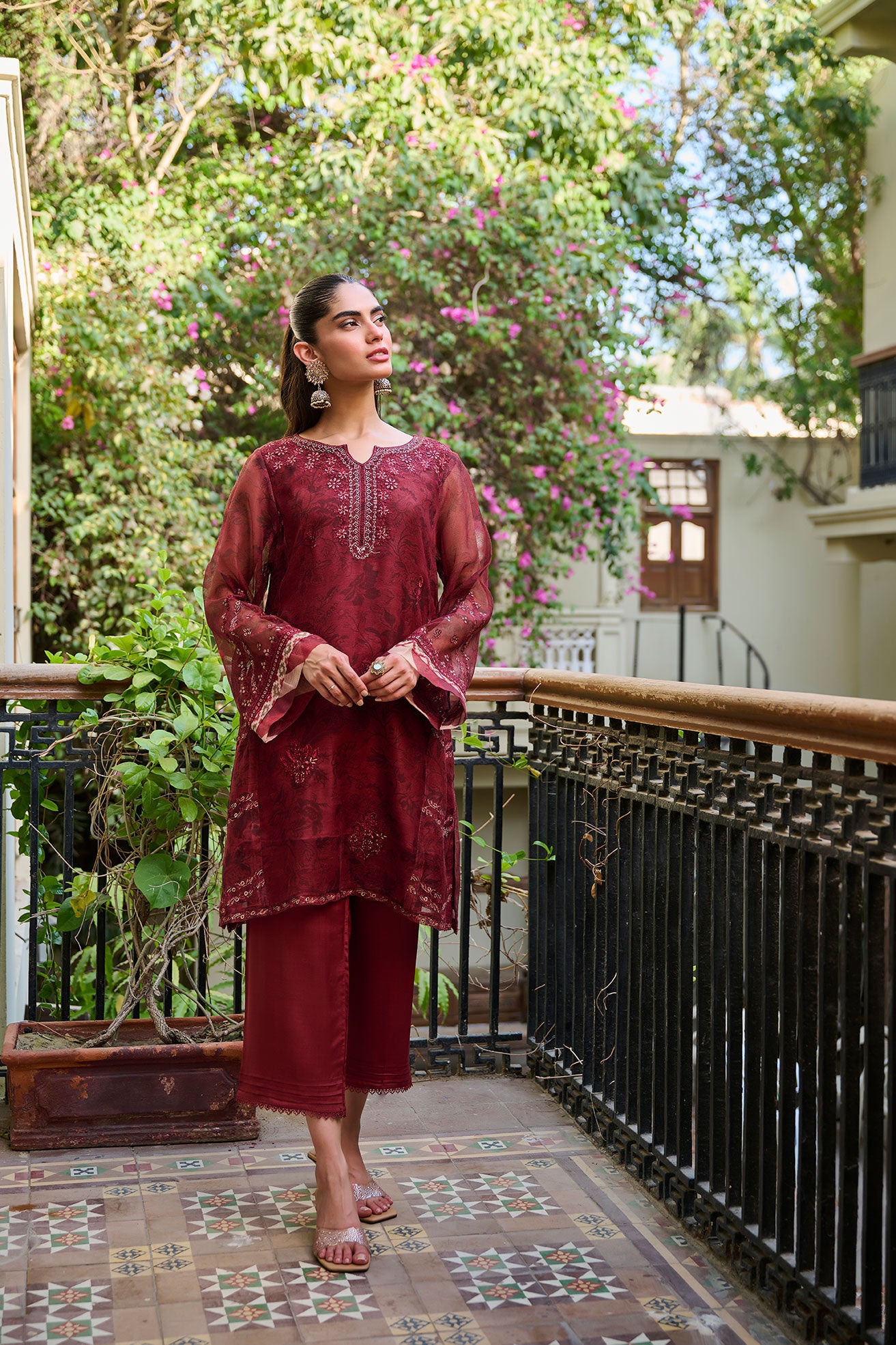 SS24DA-2301 MAROON EMBROIDERED KURTA WITH DUPATTA