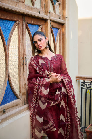 SS24DA-2301 MAROON EMBROIDERED KURTA WITH DUPATTA