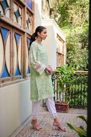 SS24DA-1884 GREEN EMBROIDERED KURTA