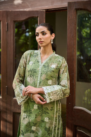 SS24DA-1885 GREEN EMBROIDERED KURTA