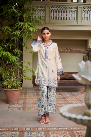 SS24DA-2406 OFF WHITE 2PCS  EMBROIDERED KURTA WITH TROUSER