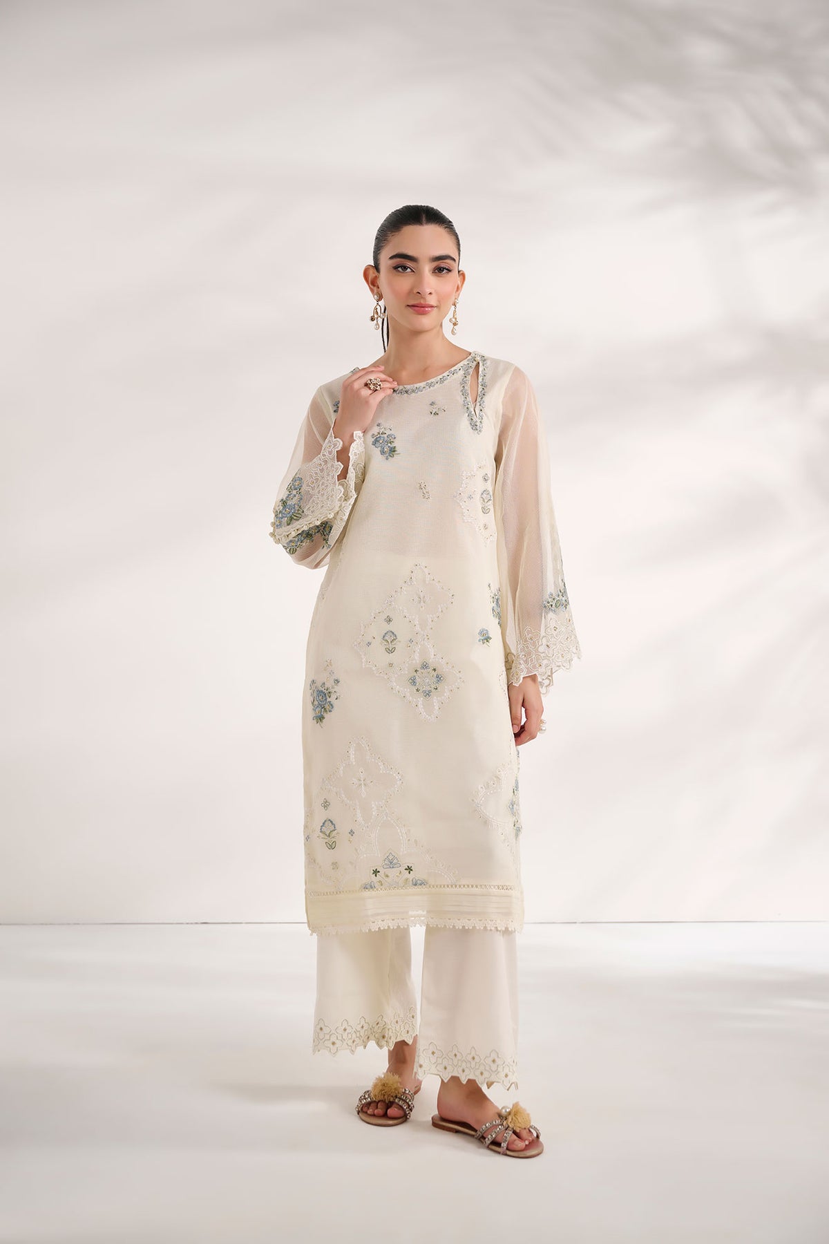 SS24DA-2462   OFF WHITE  2PCS  EMBROIDERED KURTA WITH TROUSER