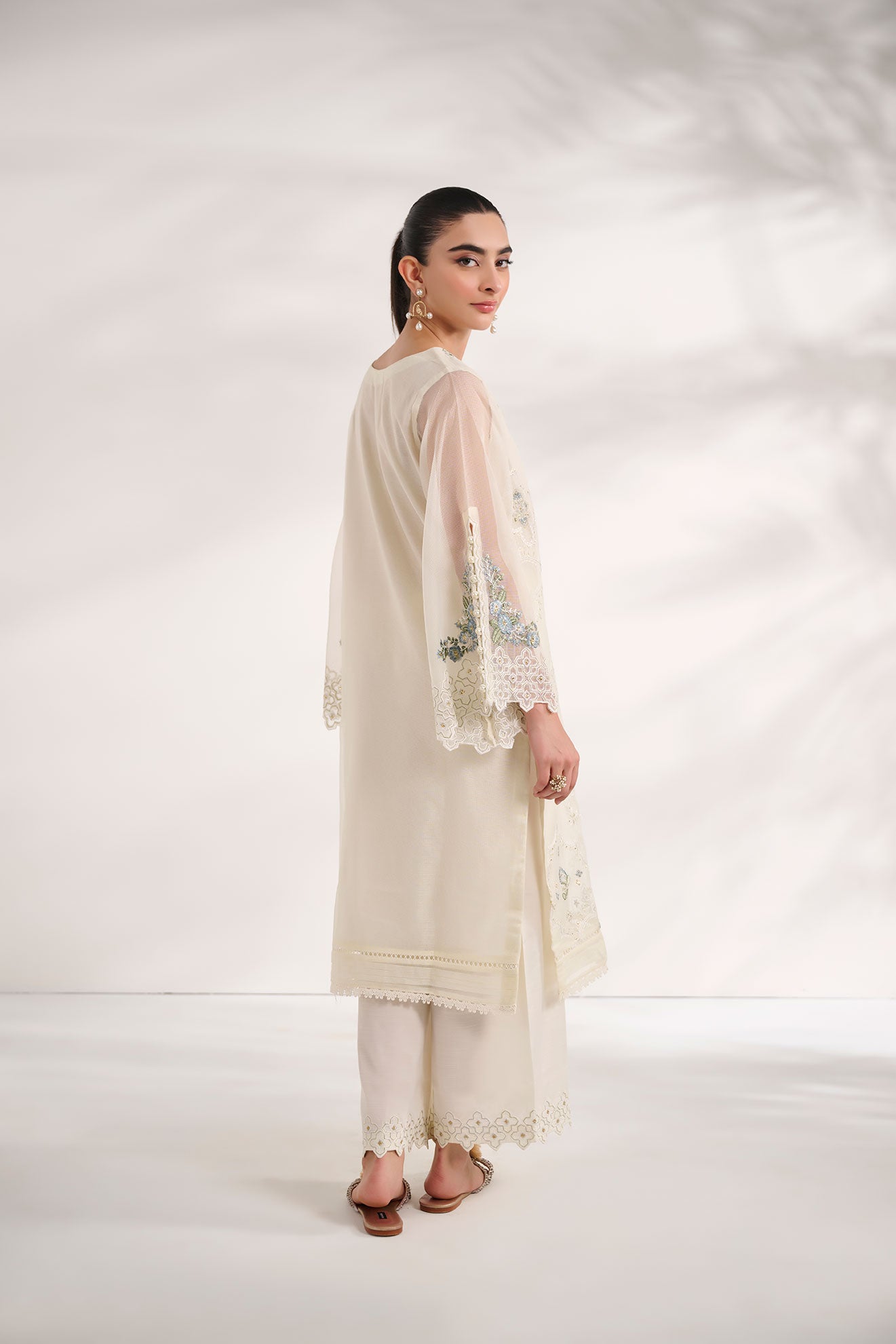 SS24DA-2462   OFF WHITE  2PCS  EMBROIDERED KURTA WITH TROUSER