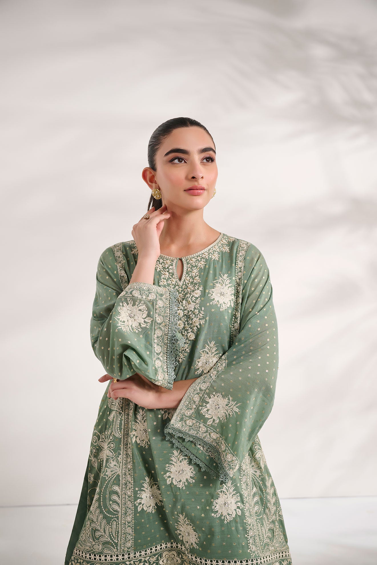 SS24DA-2589   GREEN  2PCS  EMBROIDERED KURTA WITH TROUSER