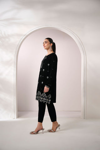 FW24DA-2605   BLACK  2PCS  EMBROIDERED KURTA WITH DUPATTA