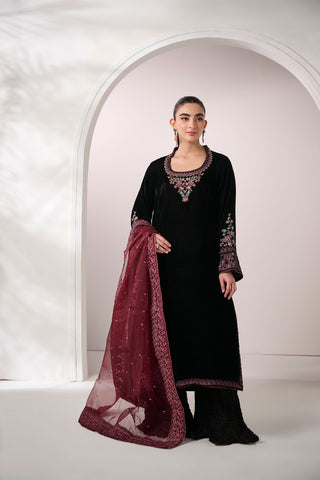 FW24DA-2607   BLACK  2PCS  EMBROIDERED KURTA WITH TROUSER