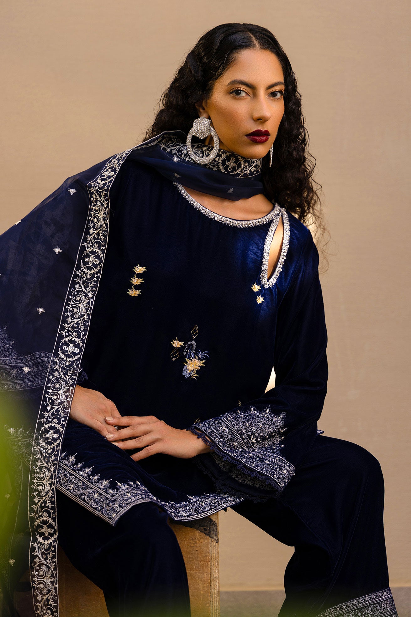 FW24DA-2615   NAVY BLUE  2PCS  EMBROIDERED KURTA WITH DUPATTA