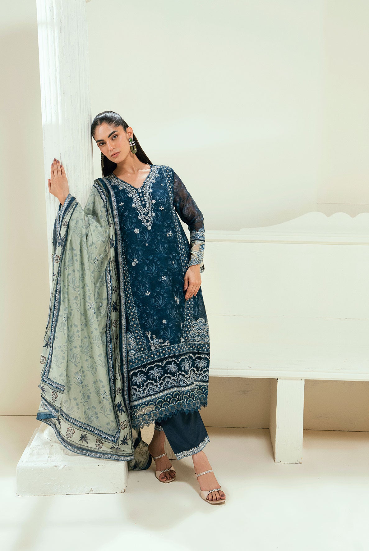 SS25DA-2695   NAVY BLUE  2PCS  EMBROIDERED KURTA WITH TROUSER