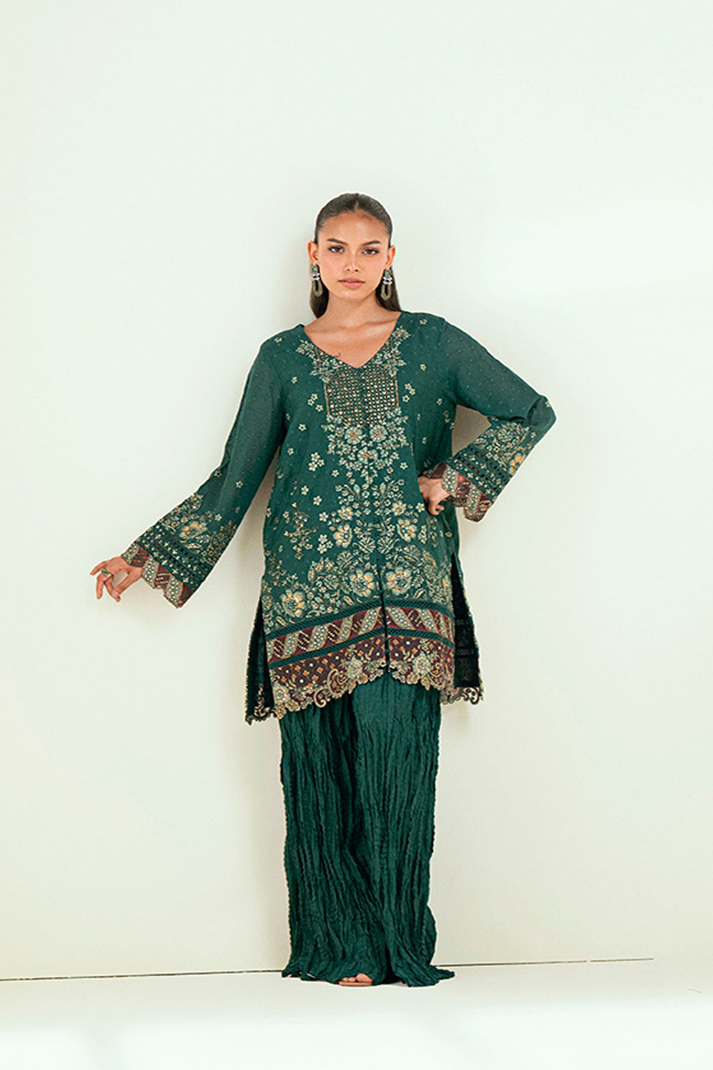 SS25DA-2696 DARK GREEN  2PCS EMBROIDERED KURTA WITH TROUSER
