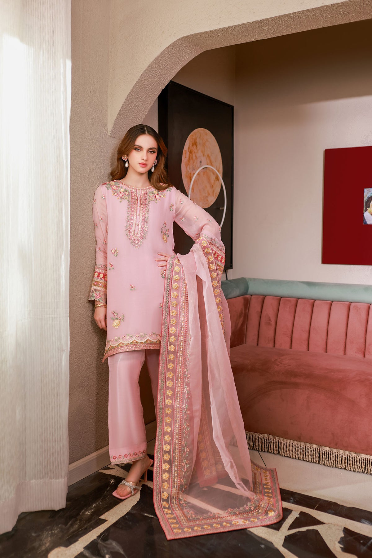 SS25DD-2714 EMBROIDERY PINK DUPATTA
