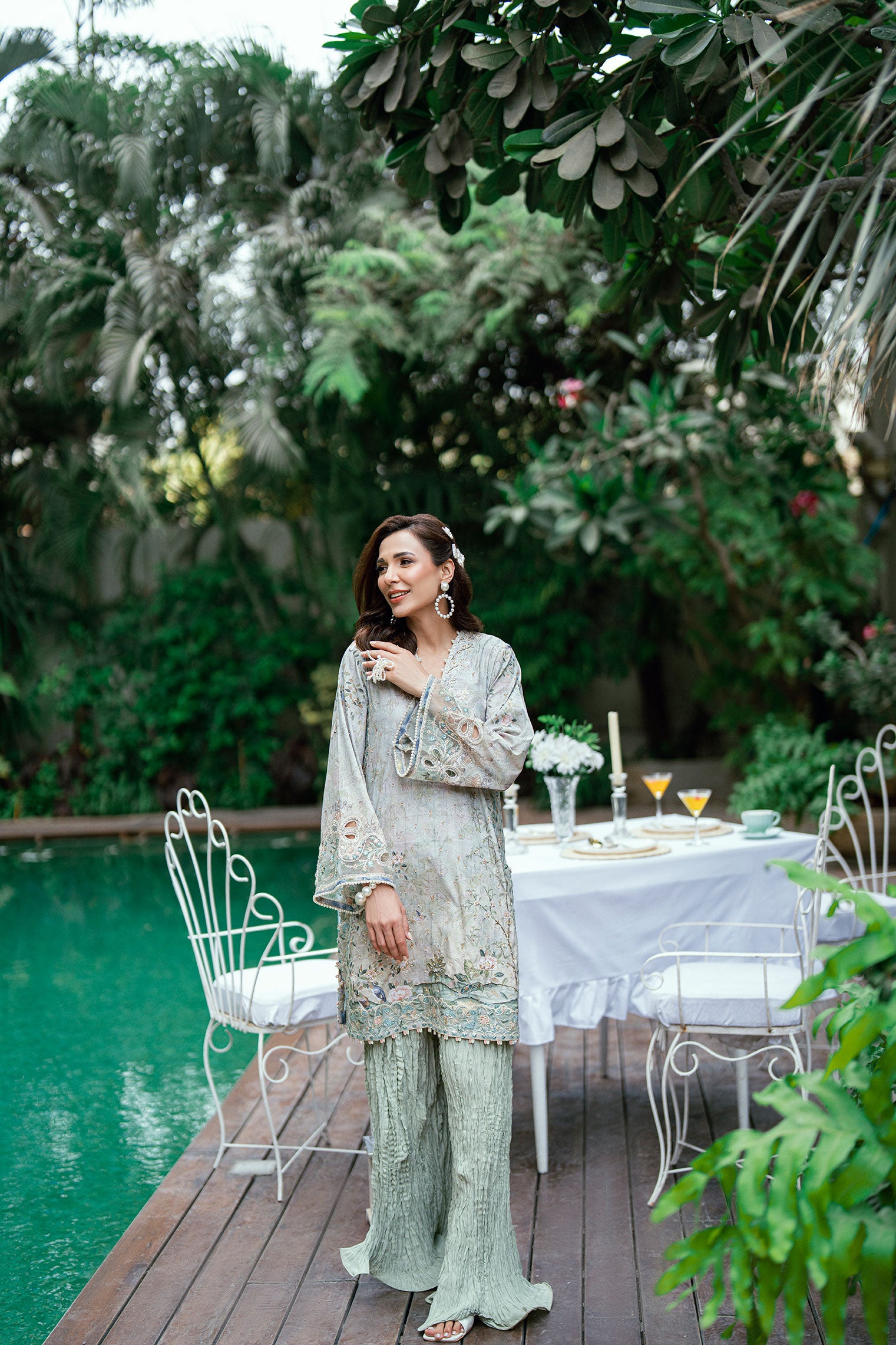 SS25DA-2758 GREEN 2PCS HAND EMBELLISHED KURTA WITH TROUSER