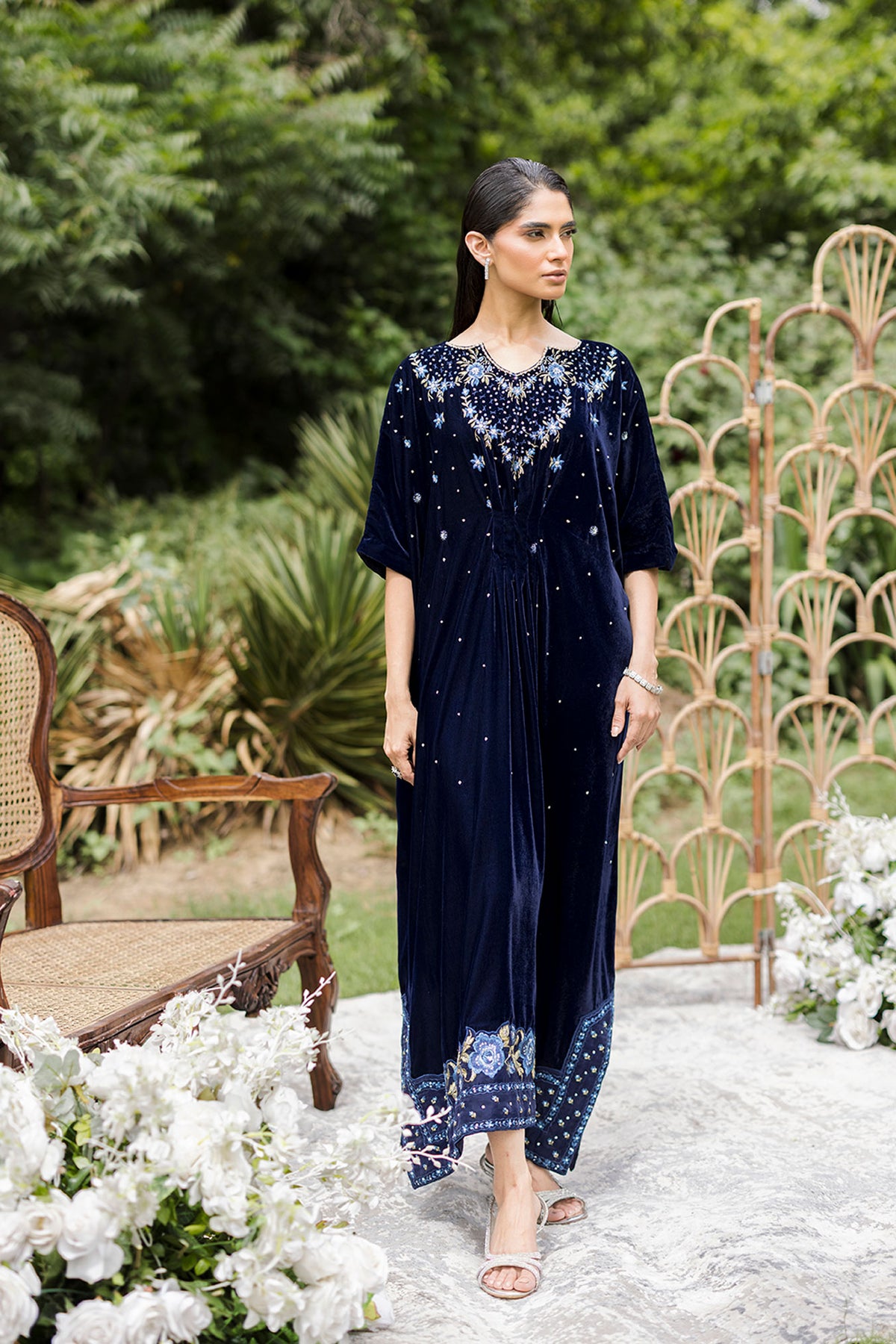 FW25DA-2802  NAVY BLUE 1PCS EMBROIDERED KAFTAN
