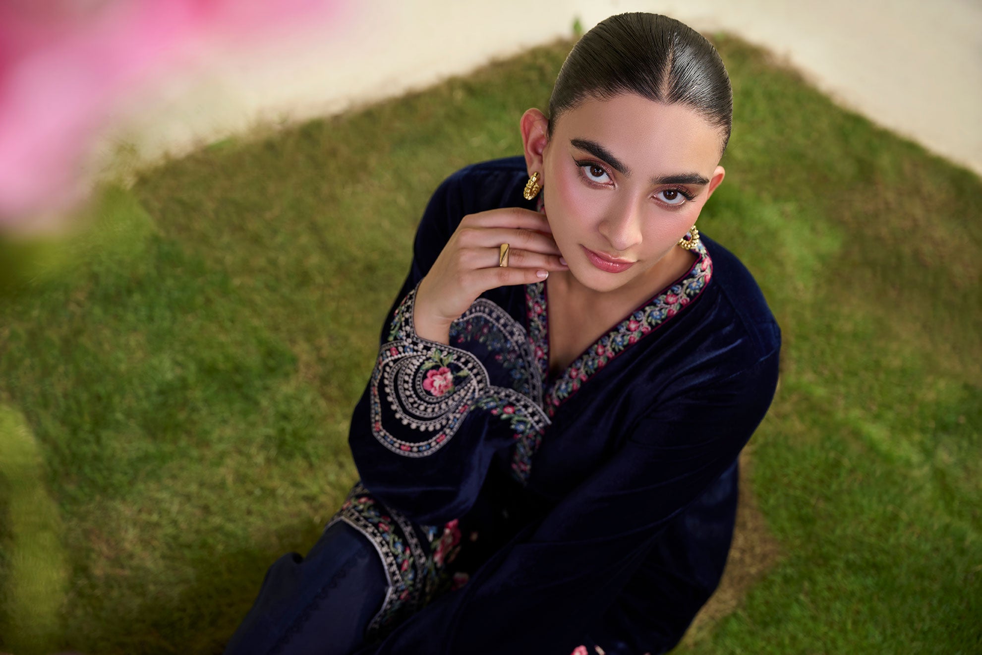 FW25DA-2803  NAVY BLUE  2PCS  EMBROIDERED KURTA WITH TROUSER