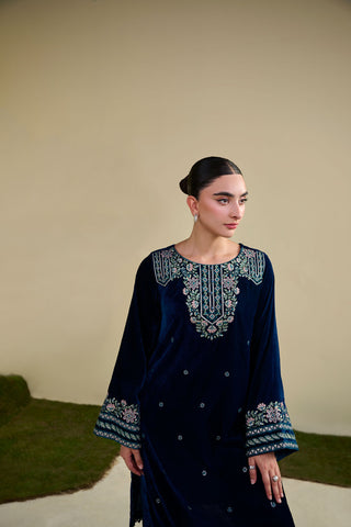 FW25DA-2807   TURQUOISE BLUE  2PCS  EMBROIDERED KURTA WITH TROUSER