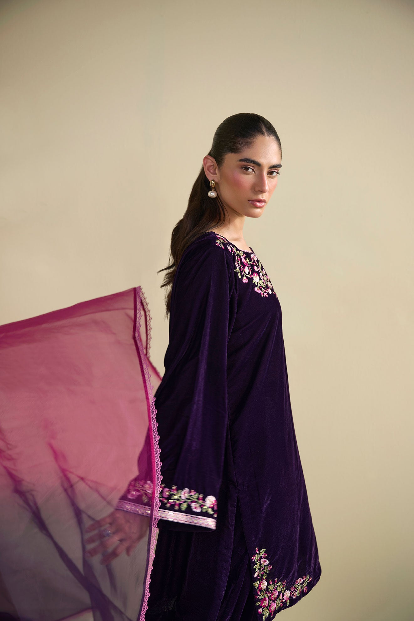 FW25DA-2811   PURPLE  2PCS  EMBROIDERED KURTA WITH TROUSER