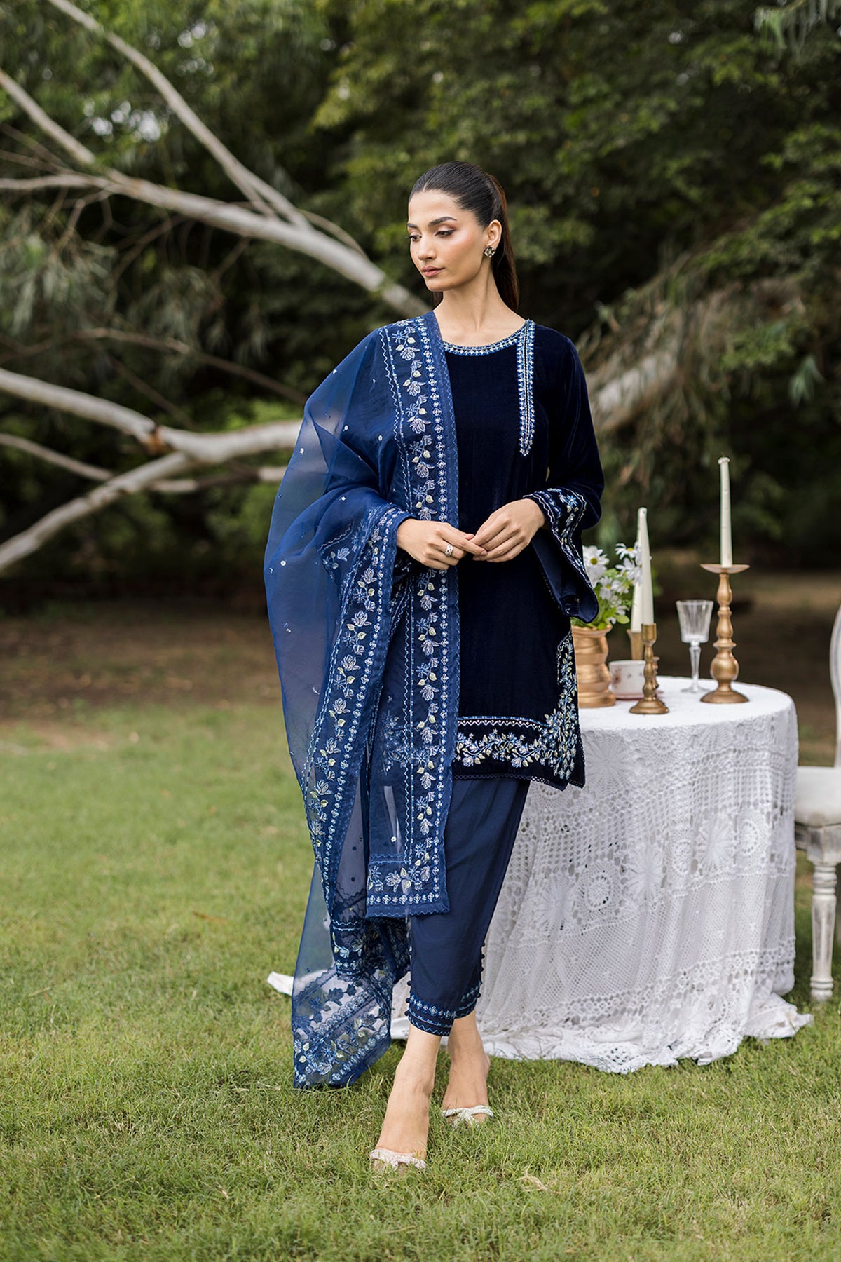 FW25DD-2814  NAVY BLUE  EMBROIDERED  DUPATTA