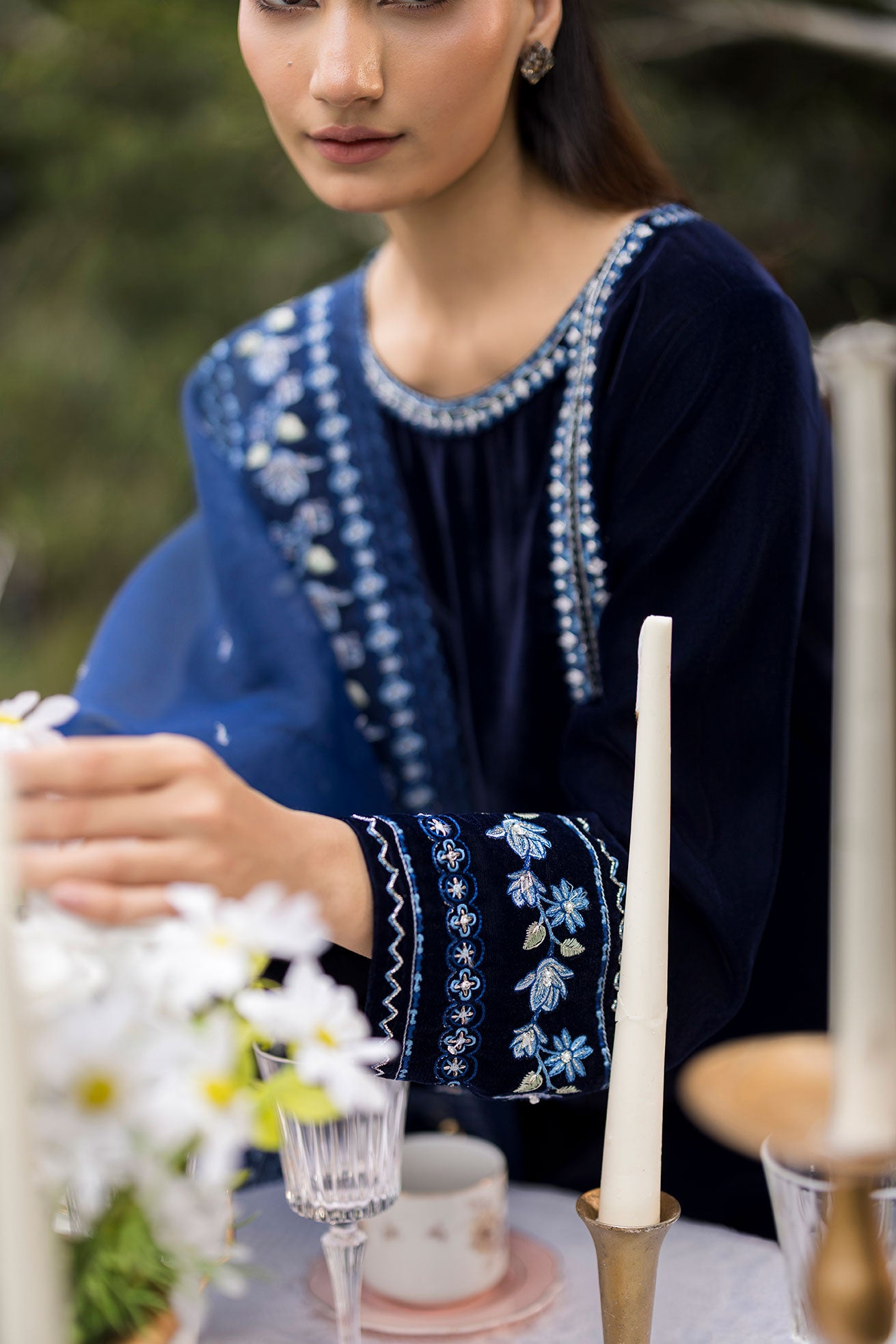 FW25DA-2814  NAVY BLUE  2PCS  EMBROIDERED KURTA WITH TROUSER