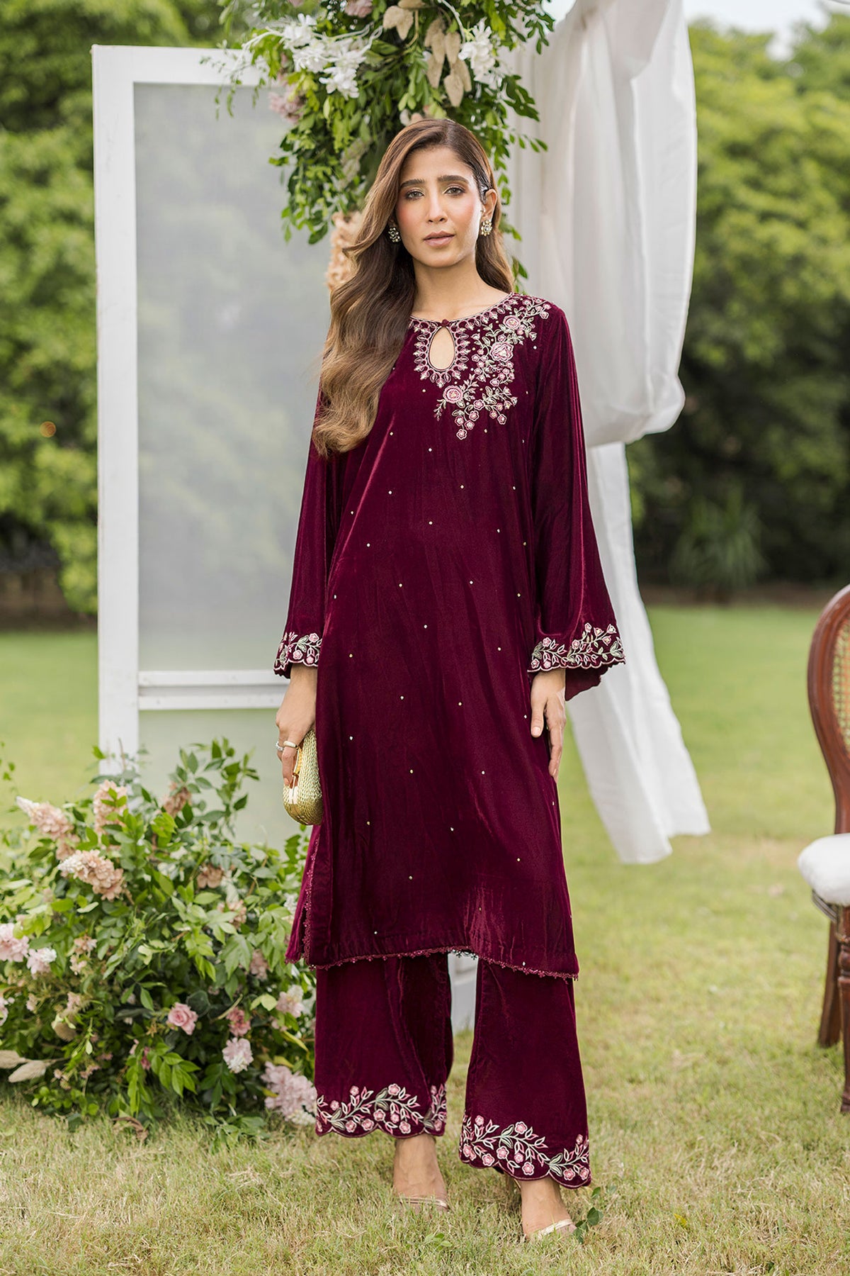 FW25DA-2816   MAROON  2PCS  EMBROIDERED KURTA WITH TROUSER