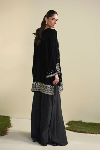 FW25DA-2822  BLACK  2PCS  EMBROIDERED KURTA WITH TROUSER
