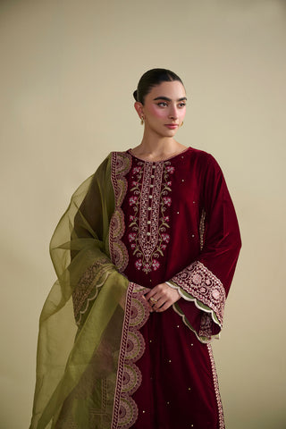 FW25DA-2824   MAROON  2PCS  EMBROIDERED KURTA WITH TROUSER