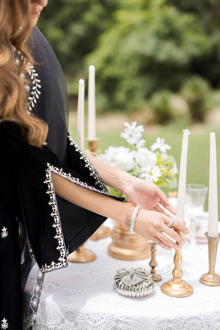 FW25DA-2833  BLACK  2PCS  EMBROIDERED KURTA WITH TROUSER