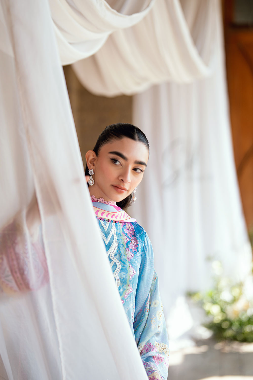 SS26DA-2898 BLUE 2PCS HAND EMBELLISHED KURTA WITH TROUSER