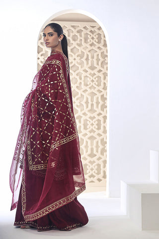 DA-3028 MAROON EMBROIDERED KURTA WITH TROUSER