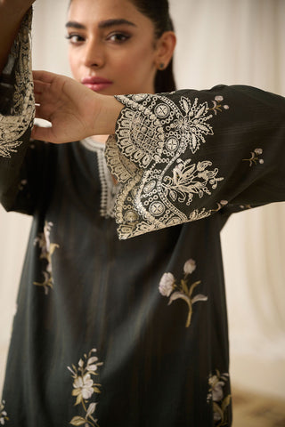 DC-0521 BLACK PRINTED EMBROIDERED KURTA