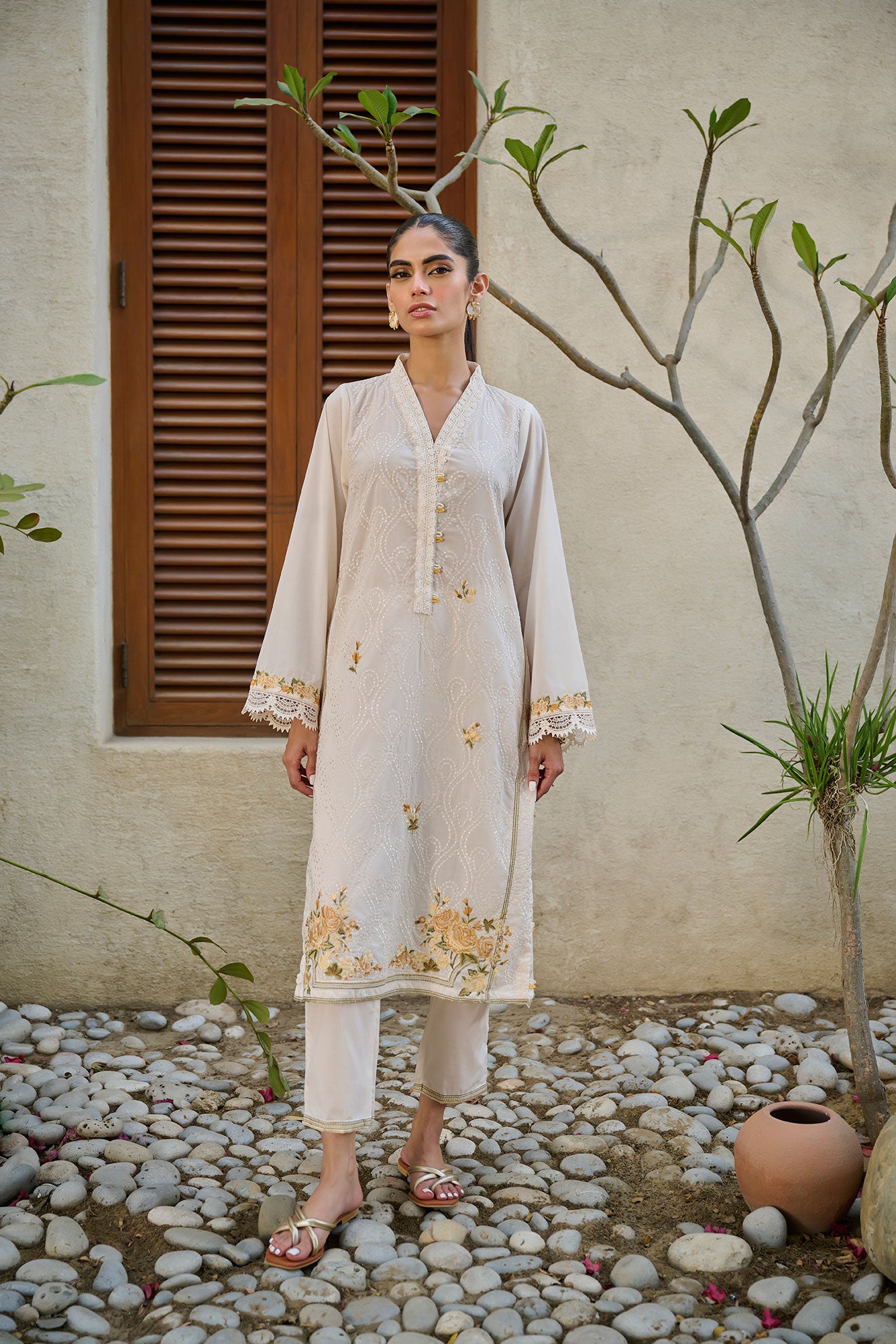 DC-2154 OFF WHITE 2PCS  EMBROIDERED KURTA WITH TROUSER