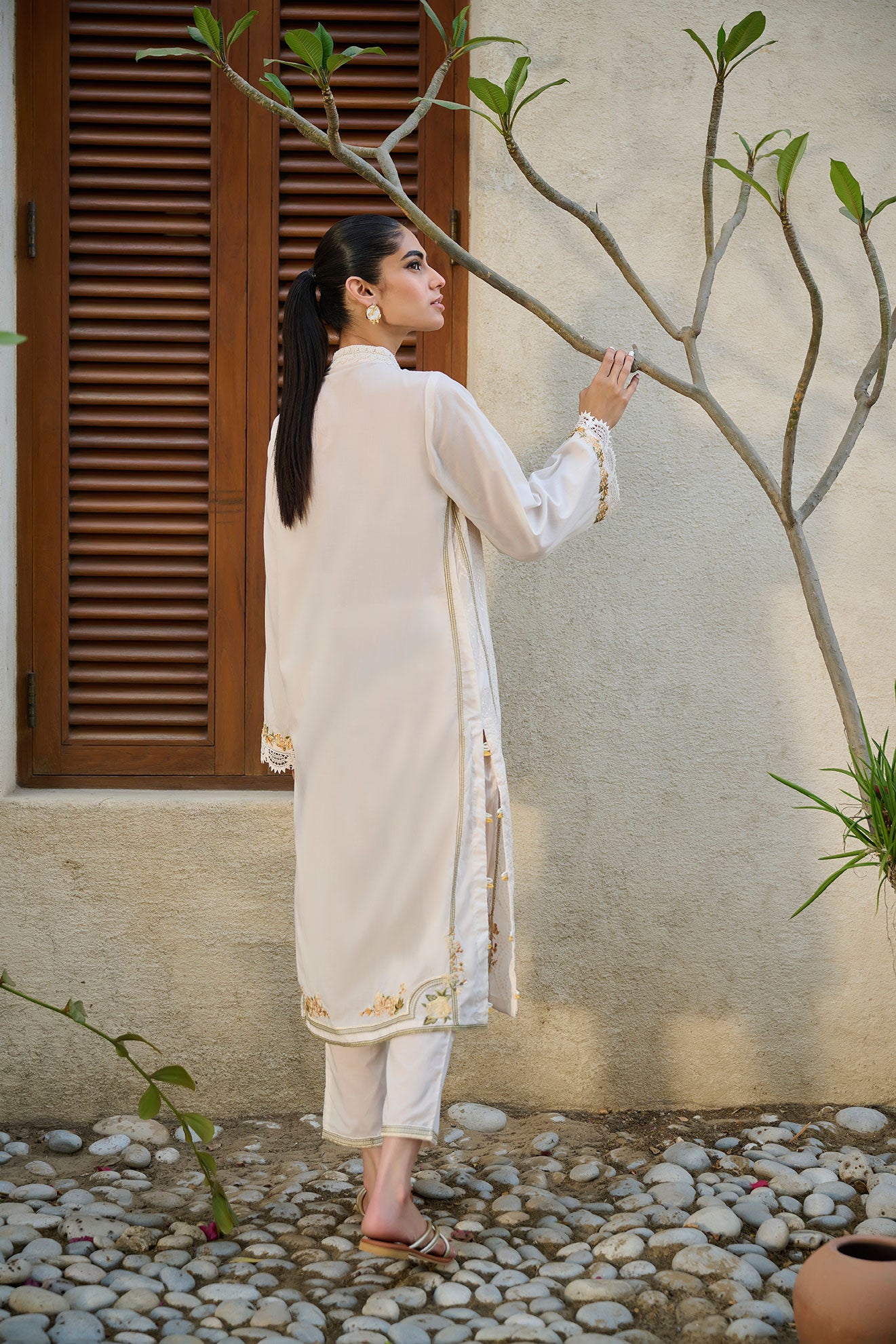 DC-2154 OFF WHITE 2PCS  EMBROIDERED KURTA WITH TROUSER