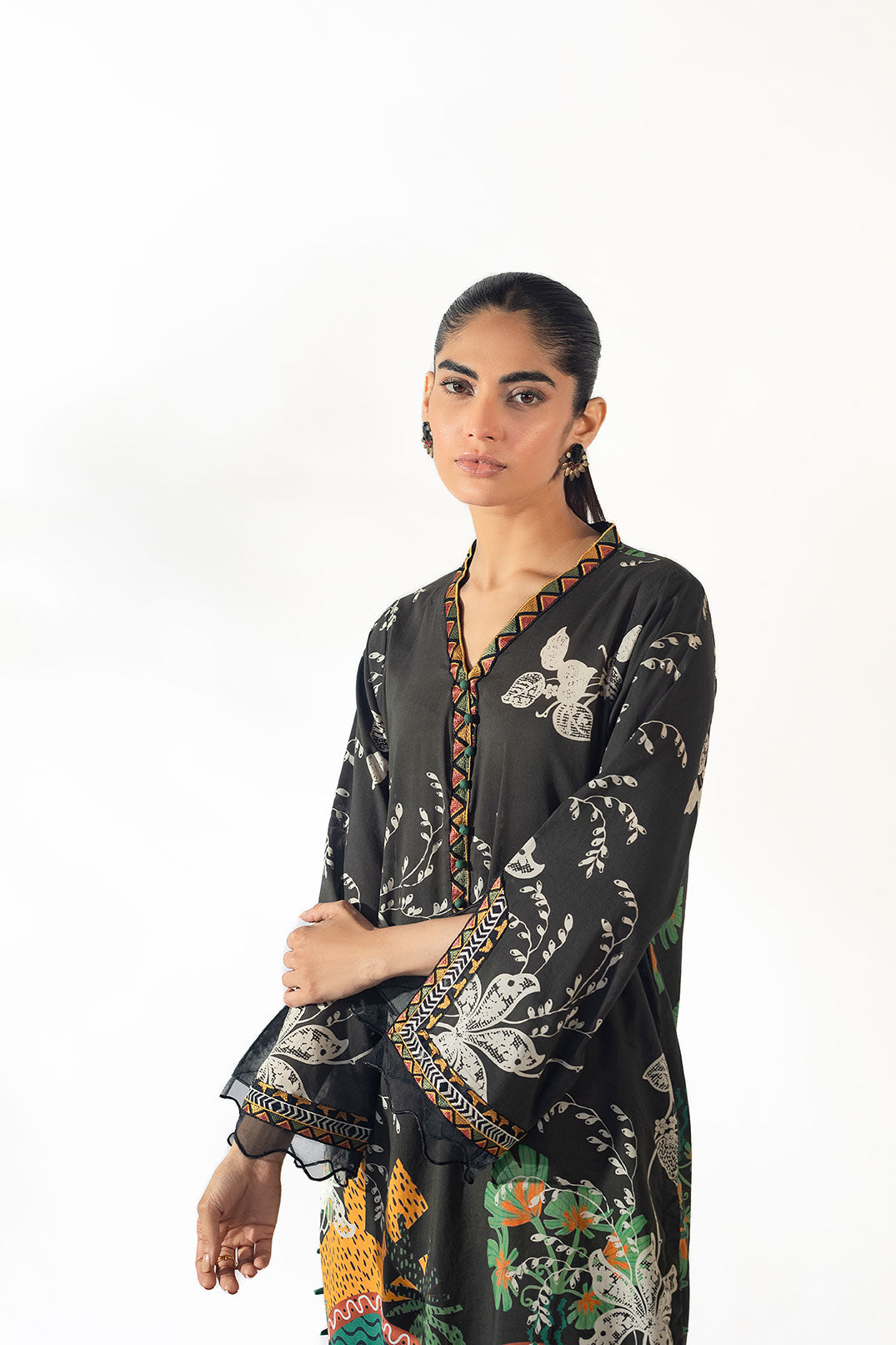 SS24DC-2331 BLACK EMBROIDERED KURTA