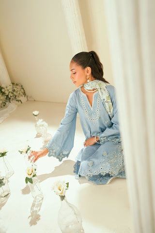SS25DC-2553 SKY BLUE LAWN 2PCS EMBROIDERED KURTA WITH TROUSER