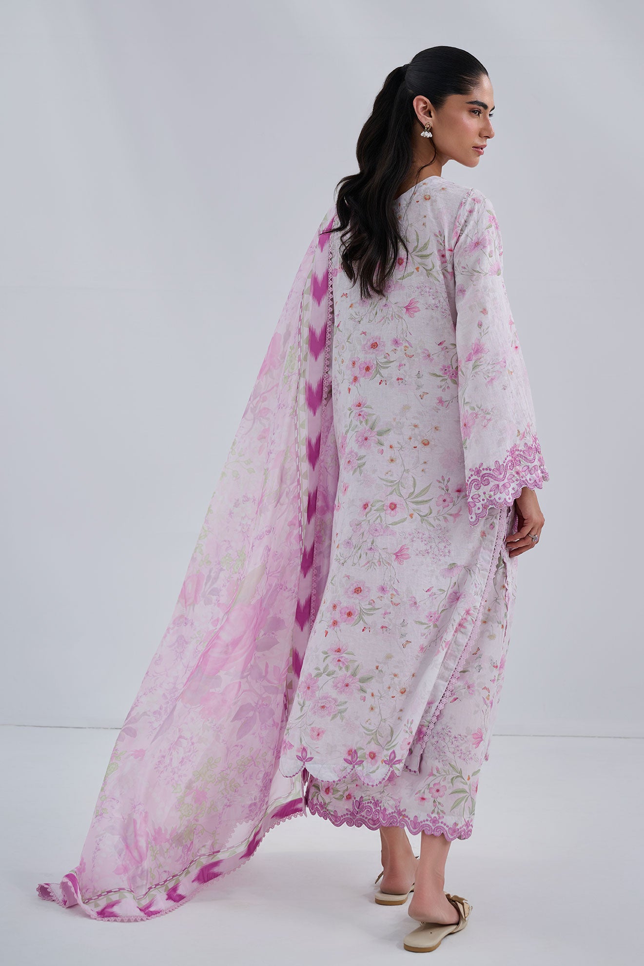 SS25DC-2557 PINK COTTON JACQUARD 2PCS EMBROIDERED KURTA WITH TROUSER