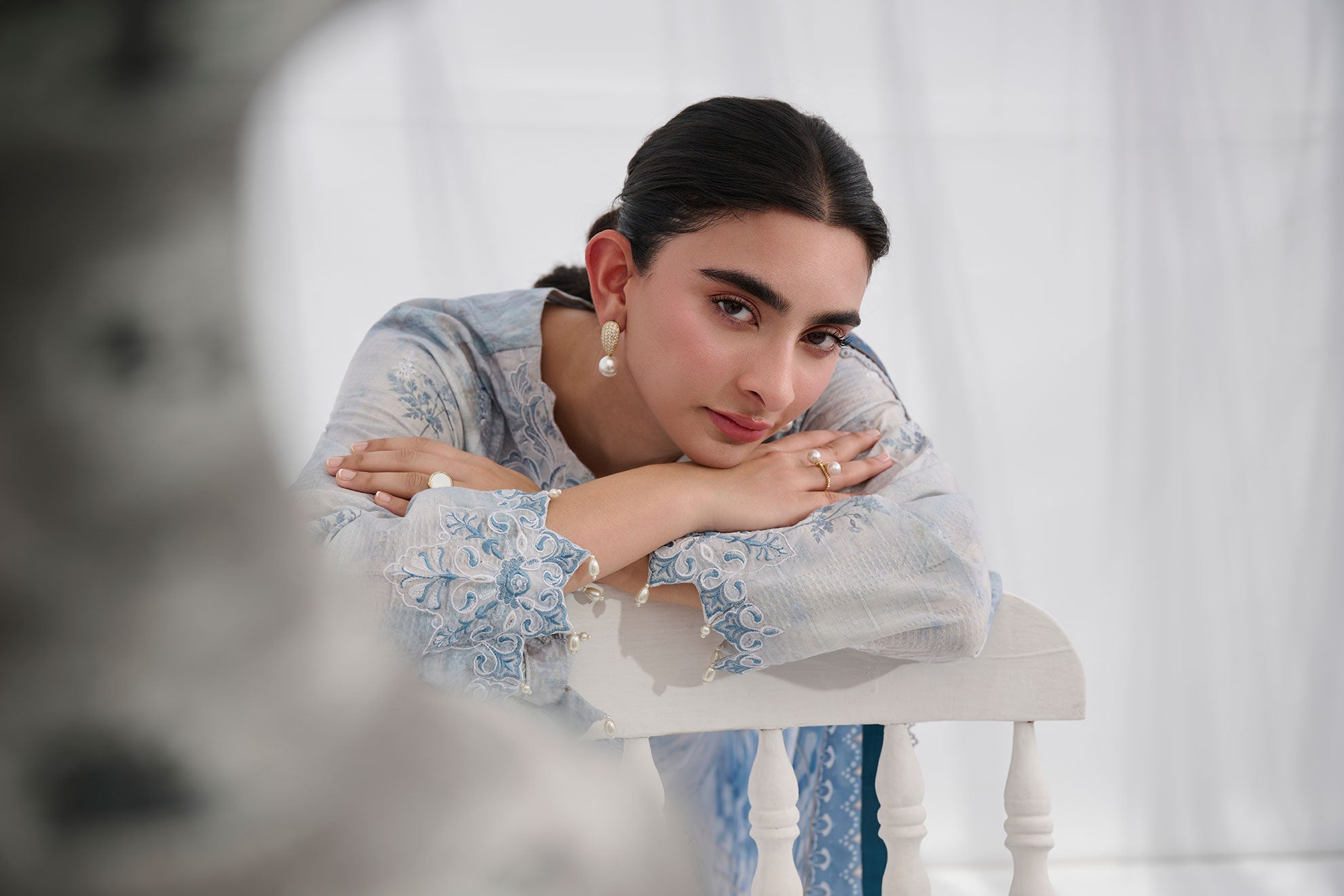 SS25DC-2562 GREY COTTON JACQUARD 2PCS EMBROIDERED KURTA WITH TROUSER