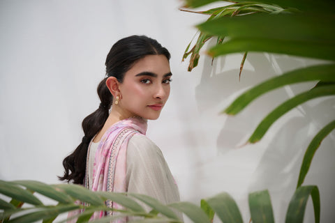 SS25DC-2563 GREY COTTON JACQUARD 2PCS EMBROIDERED KURTA WITH TROUSER